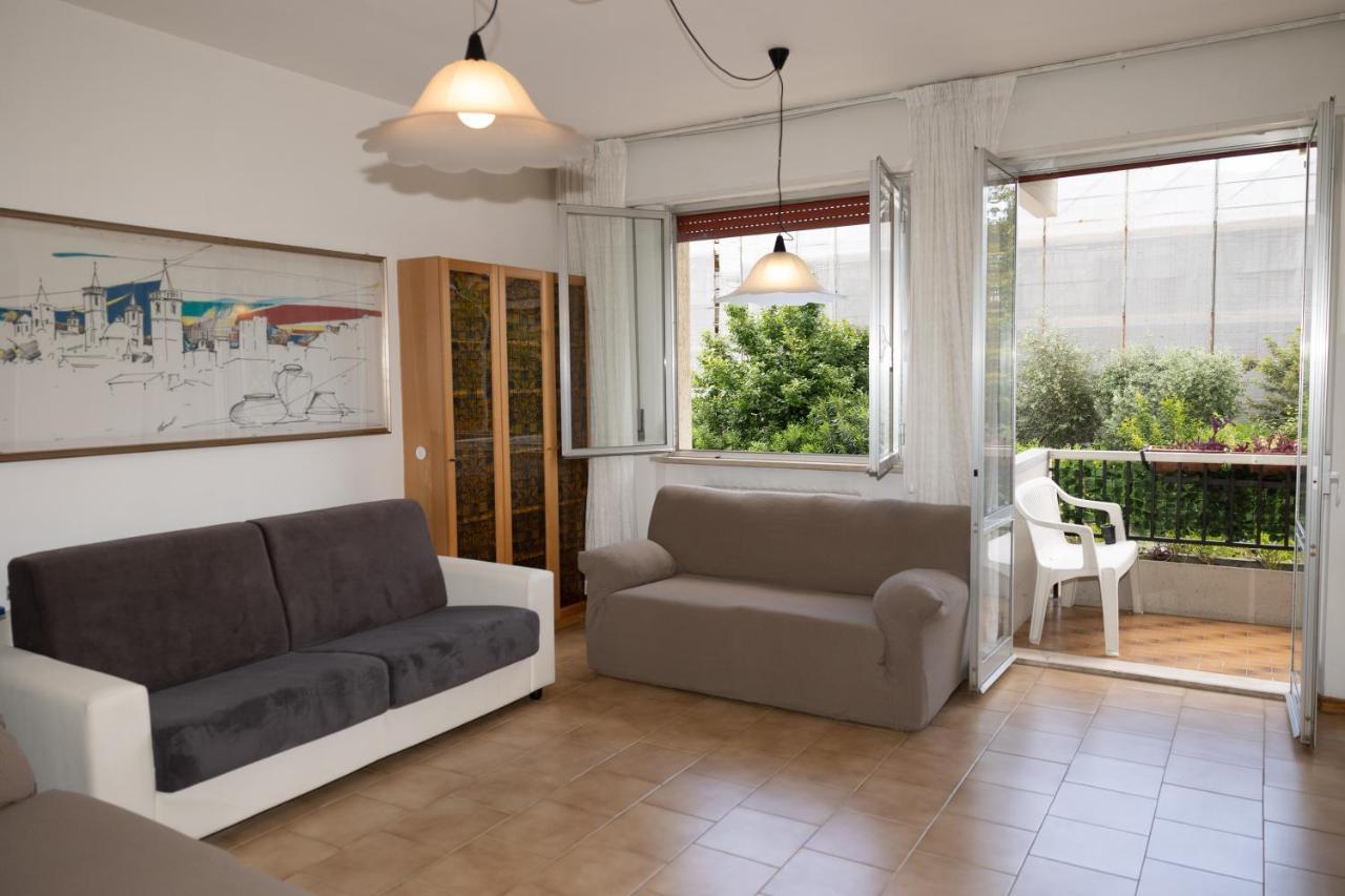 Mirea'S Rooms Ascoli Piceno Esterno foto
