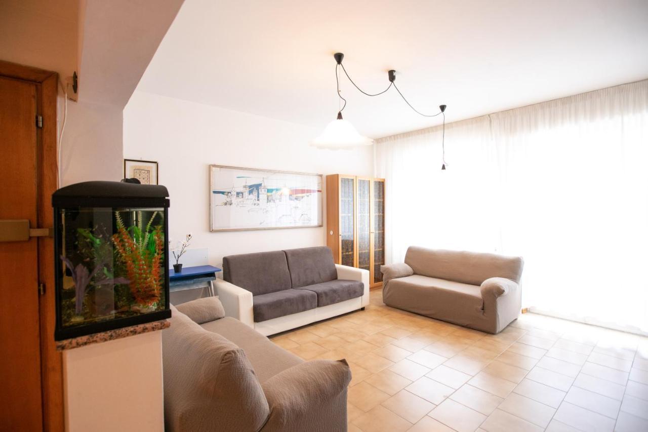 Mirea'S Rooms Ascoli Piceno Esterno foto